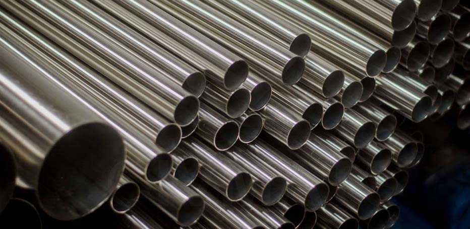 Stainless Steel 304L Pipes & Tubes Supplier